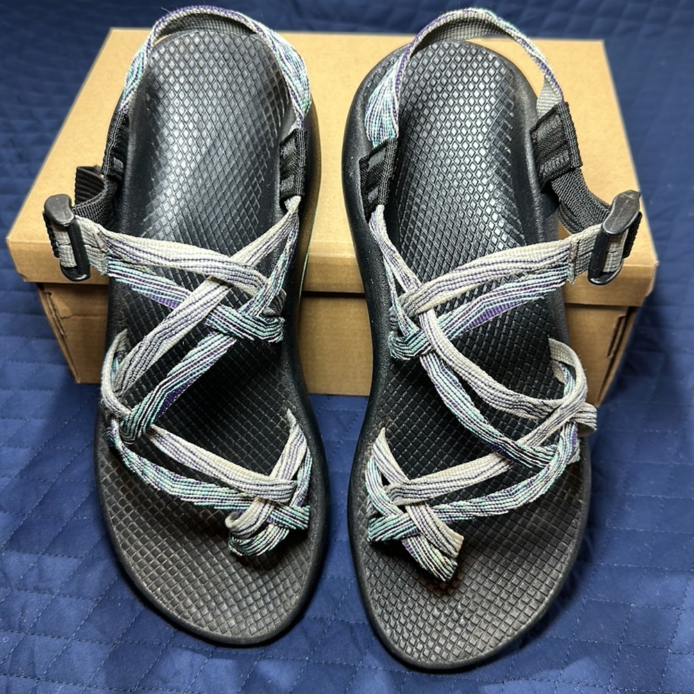 Chaco Women’s Size 10. Double Strap Toe Loop. Gray-Purple-Teal & Black.
